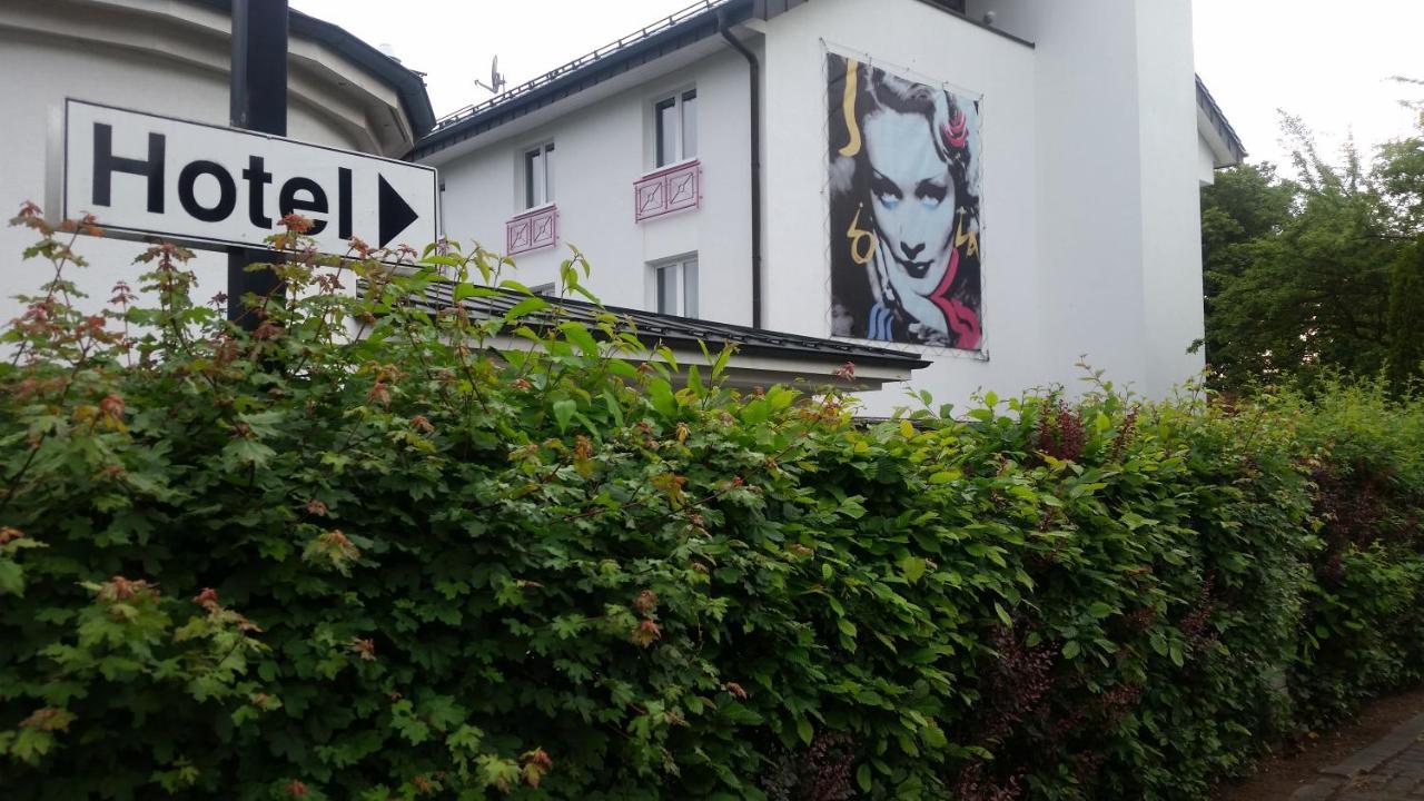 Hotel Numbrecht Bagian luar foto