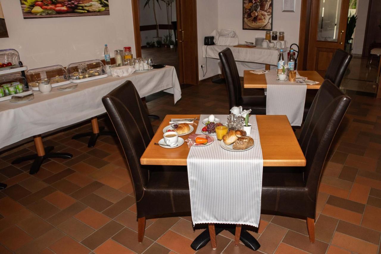 Hotel Numbrecht Bagian luar foto